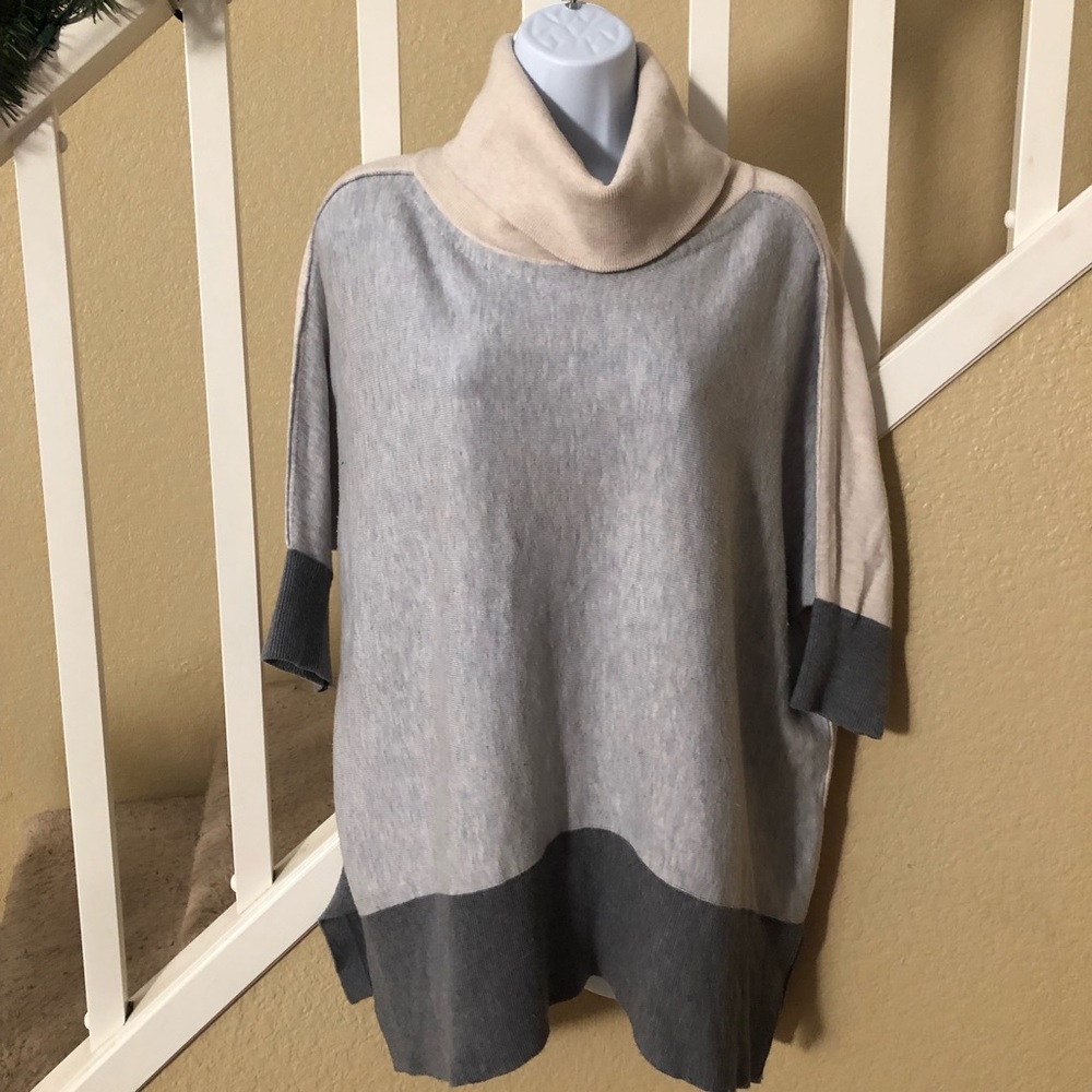 White House Black Market Sweater